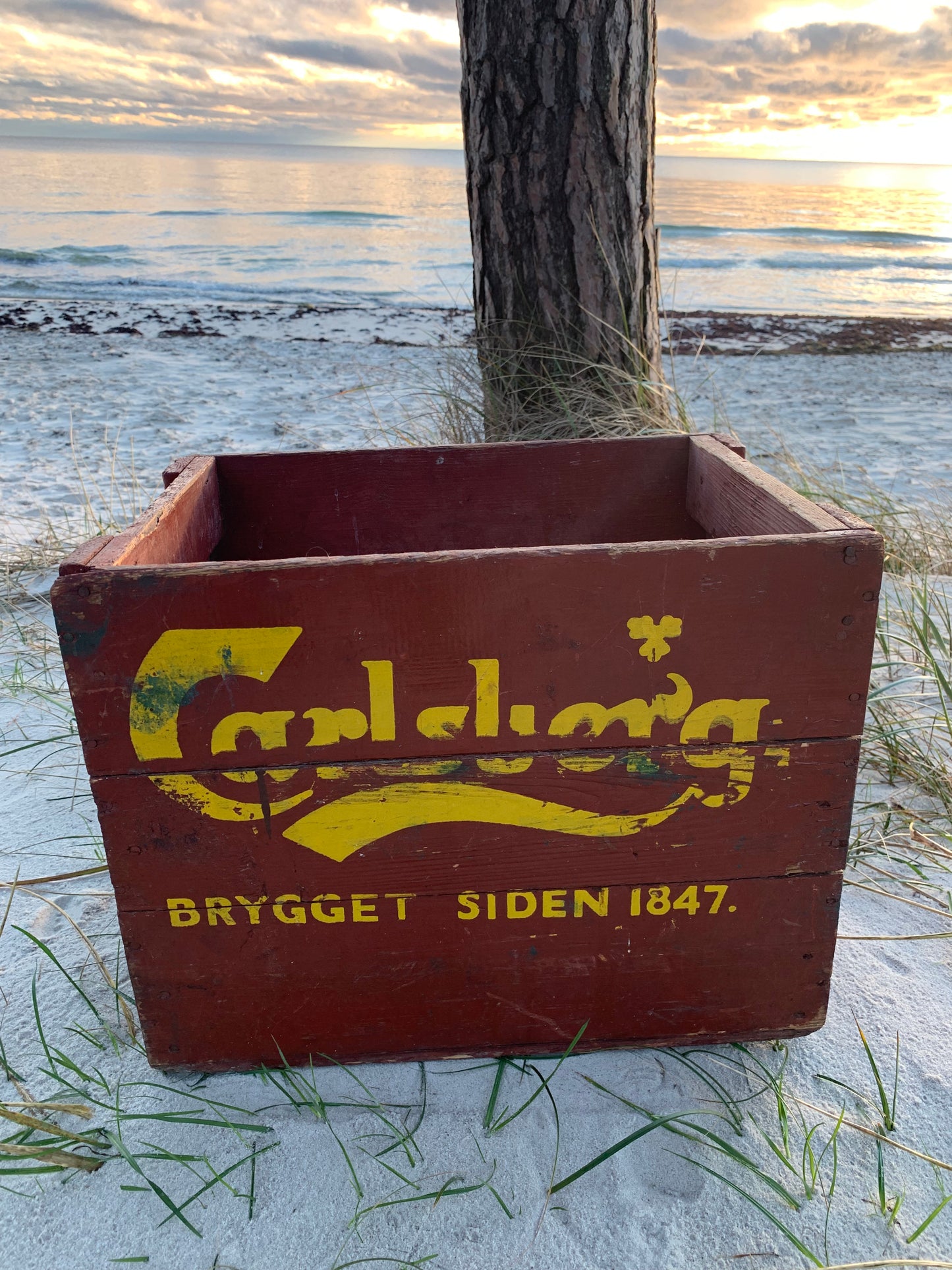 Alte Carlsberg-Bierkiste