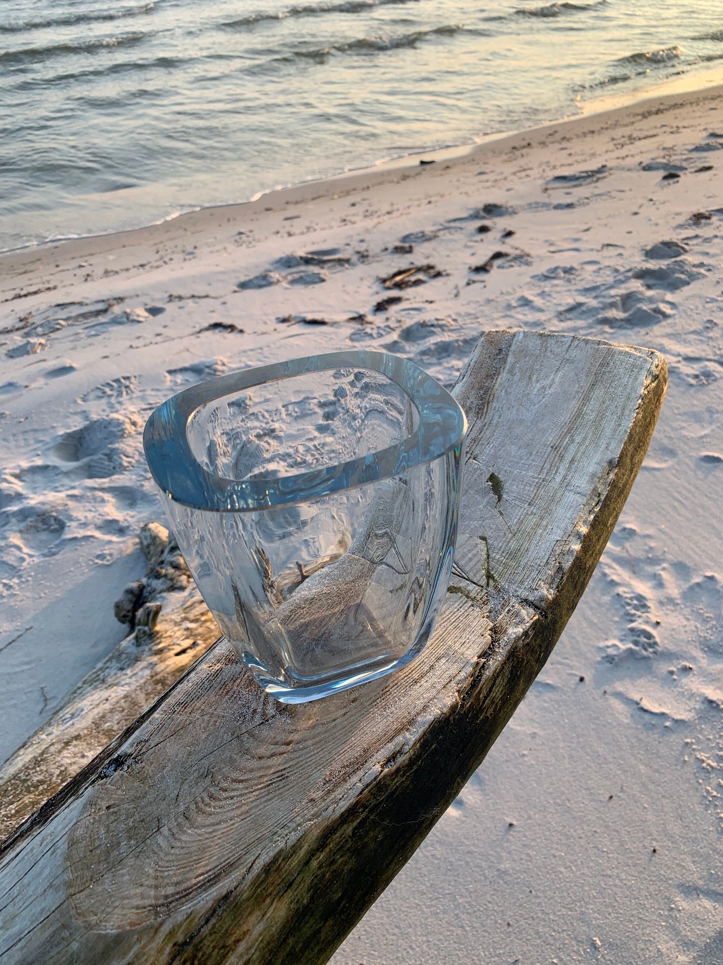 Vase aus schönem Glas