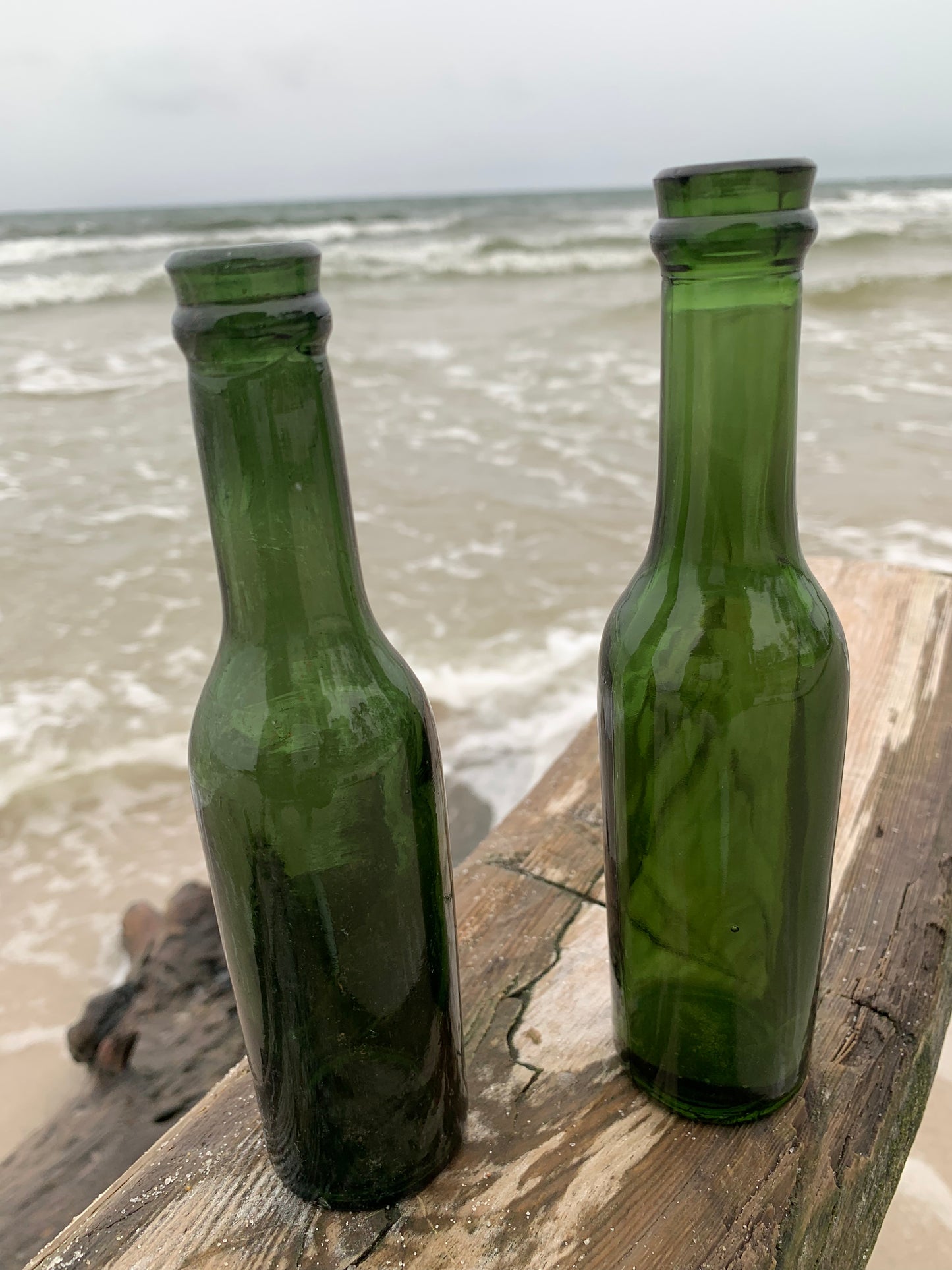 Kleine grüne Flasche