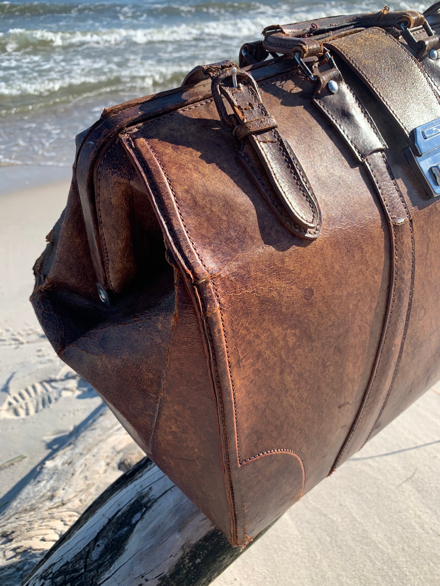 Alte Tasche mit Patina