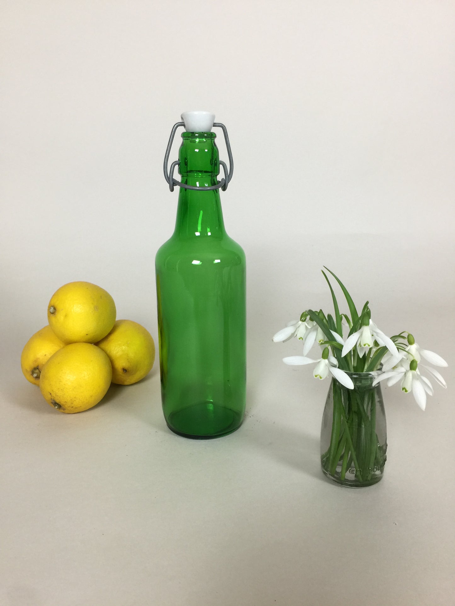 Grüne Patentflasche aus Schweden