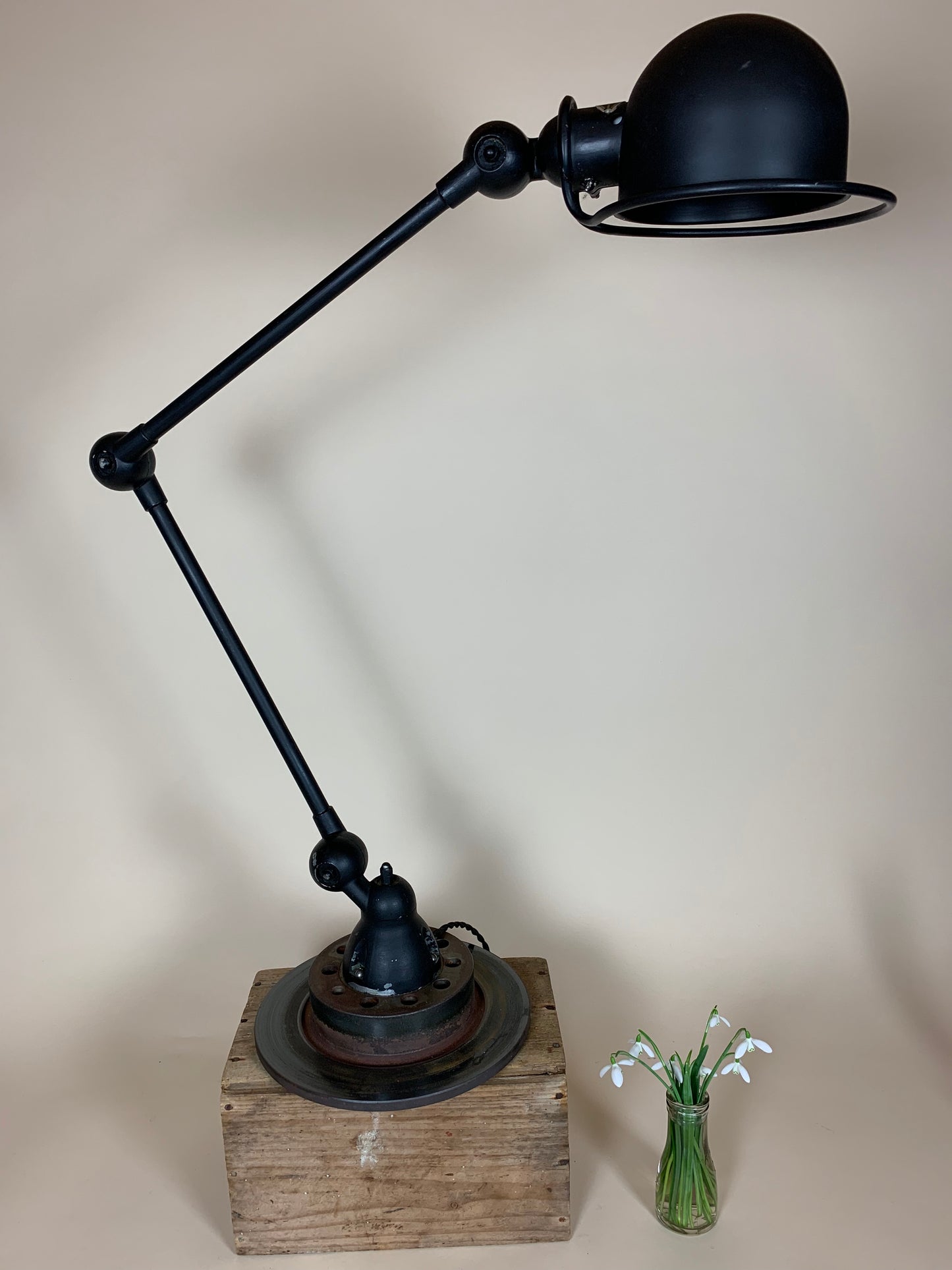 Schwarze Jieldé Wand- oder Tischlampe mit Ein-/Ausschalter