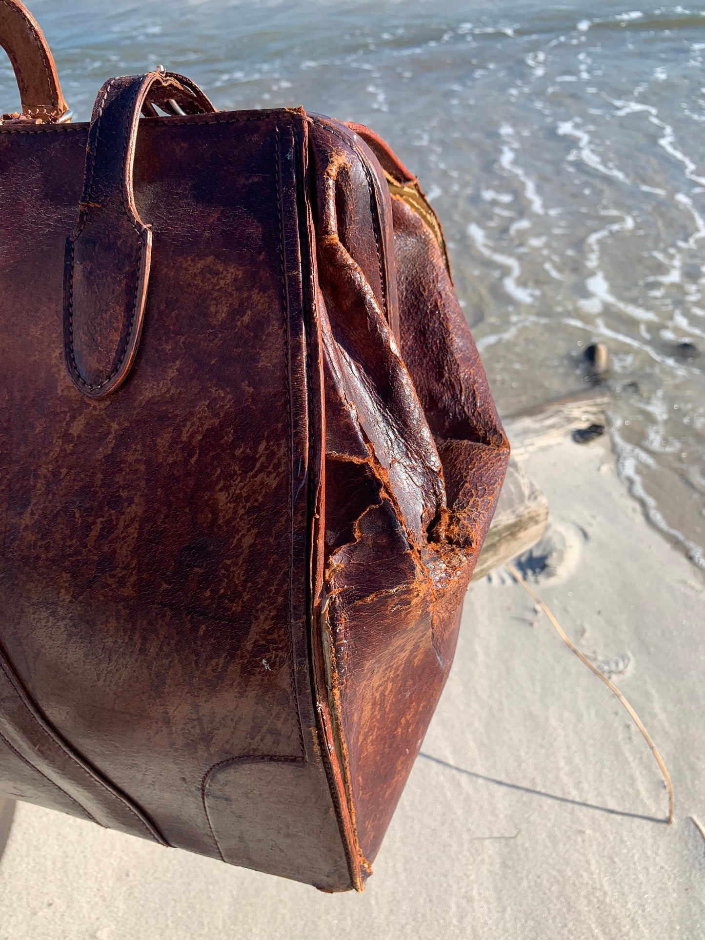 Alte Tasche mit Patina