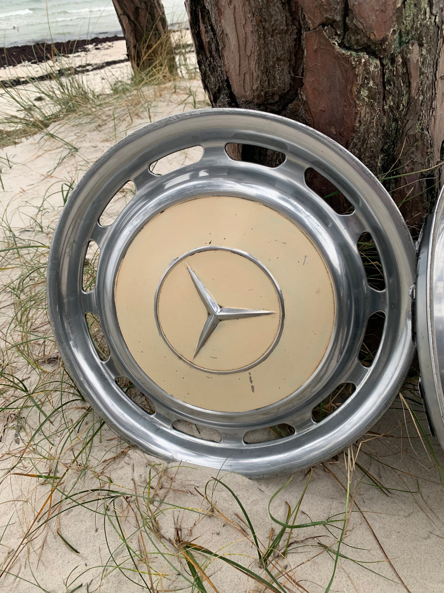 Mercedes Radkappe - Cremeweiß