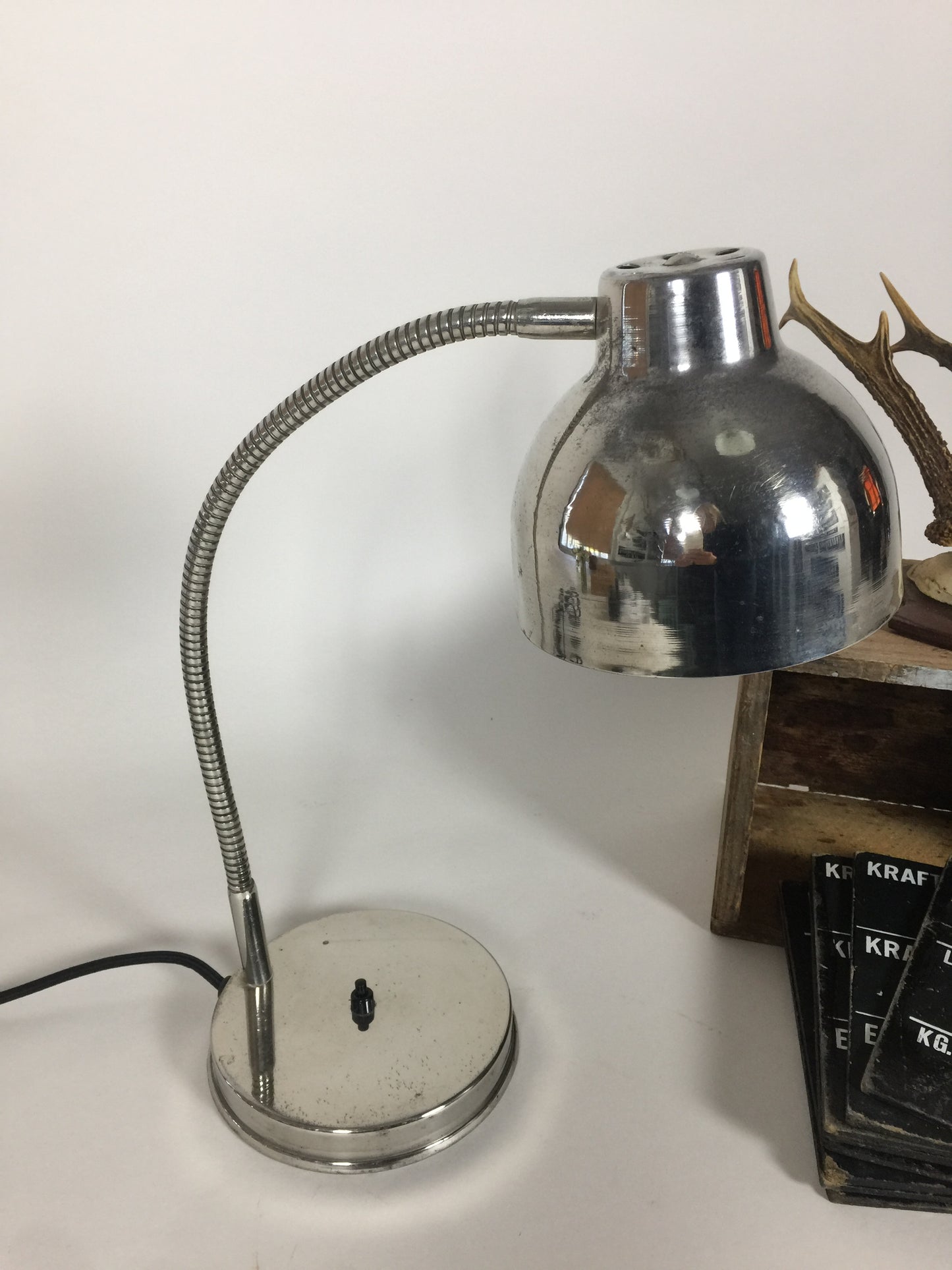 Industrielle handverlesene Tischlampe