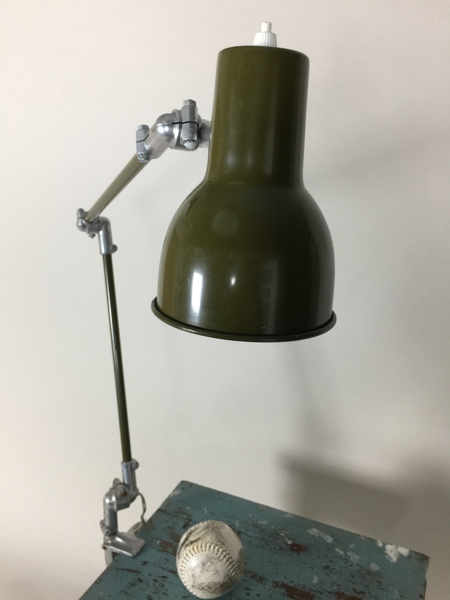 Industrielle Rijo-Architektenlampe in Armeegrün