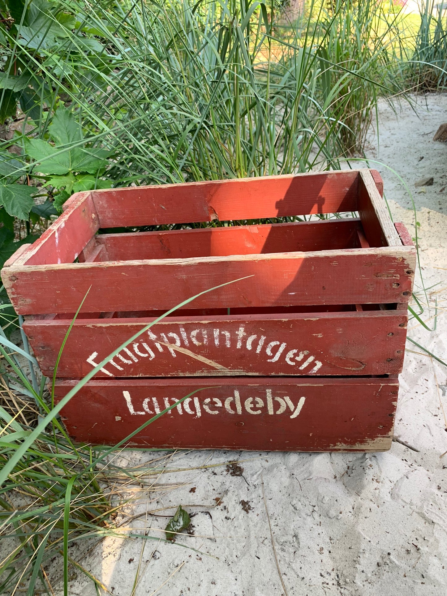 Schöne alte Kiste aus Obstgärten in Langedeby