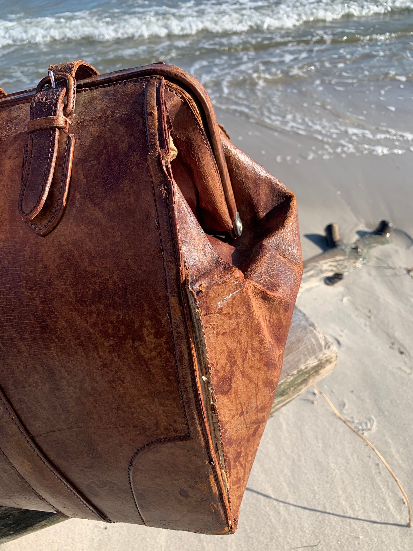 Alte Tasche mit Patina